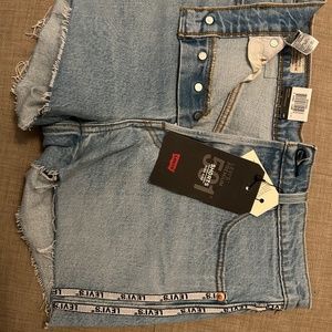 Levi’s 501 shorts